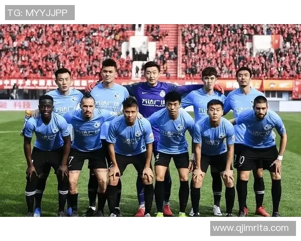 武汉网球队灵活性引发热议球员表现与战术调整成焦点讨论 武汉网球队灵活性引发热议球员表现与战术调整成焦点讨论