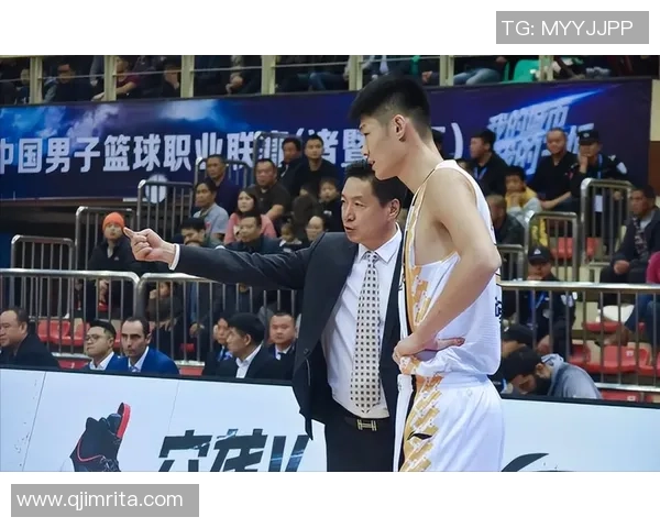 成都篮球队崛起之路：从默默无闻到总决赛的辉煌历程